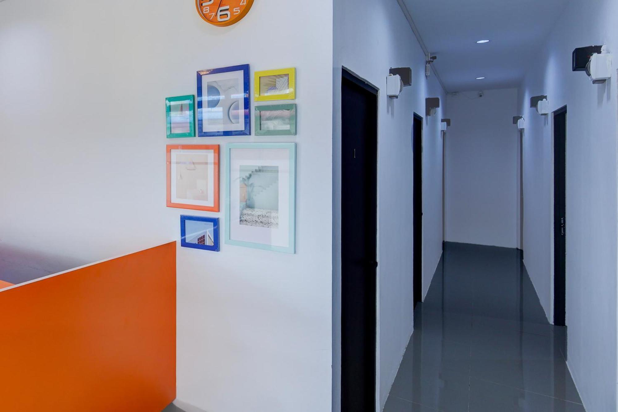 Super Oyo Capital O 93076 Batam Backpacker Guesthouse 2 Pembunuh Kültér fotó