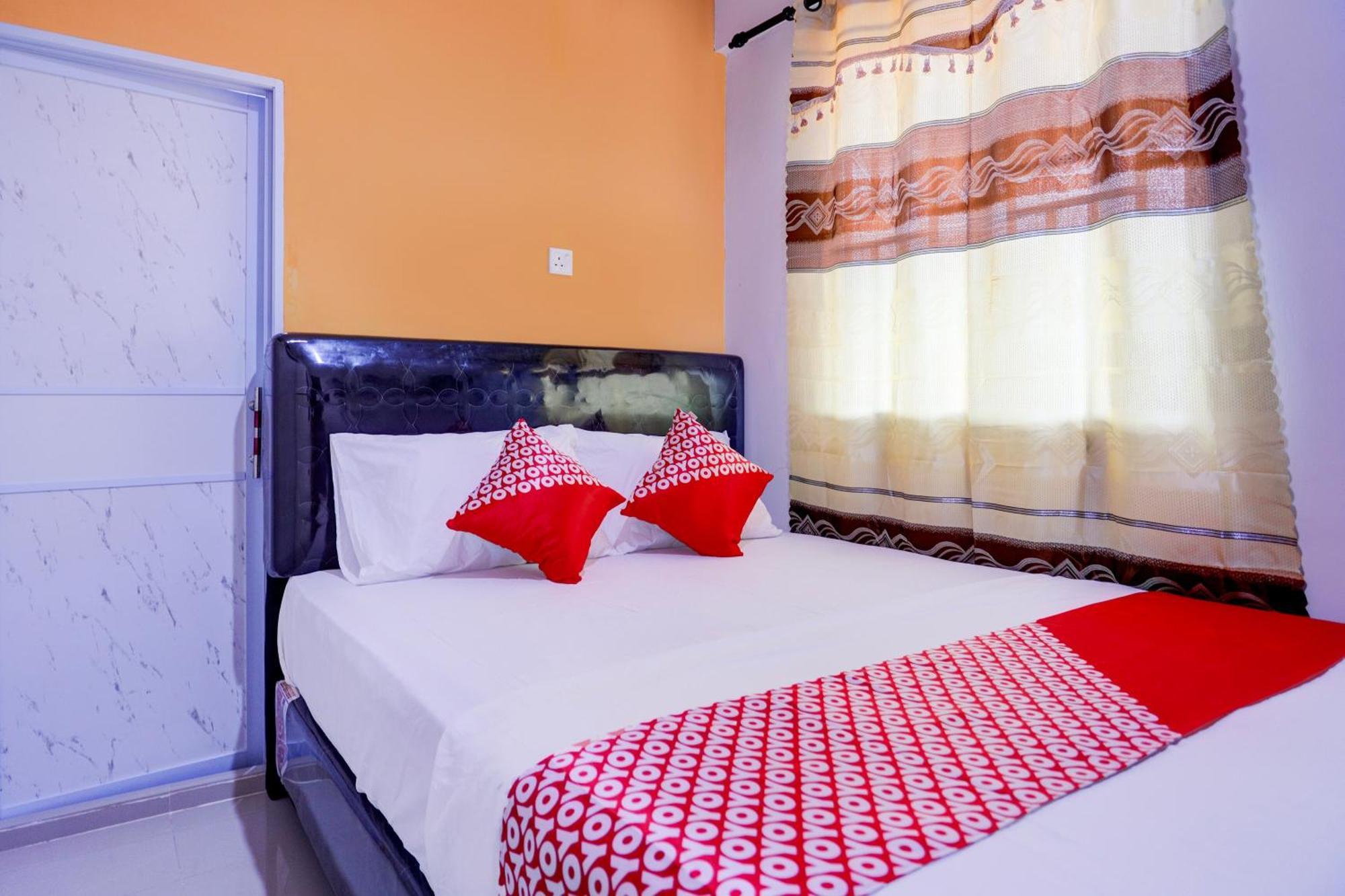 Super Oyo Capital O 93076 Batam Backpacker Guesthouse 2 Pembunuh Kültér fotó
