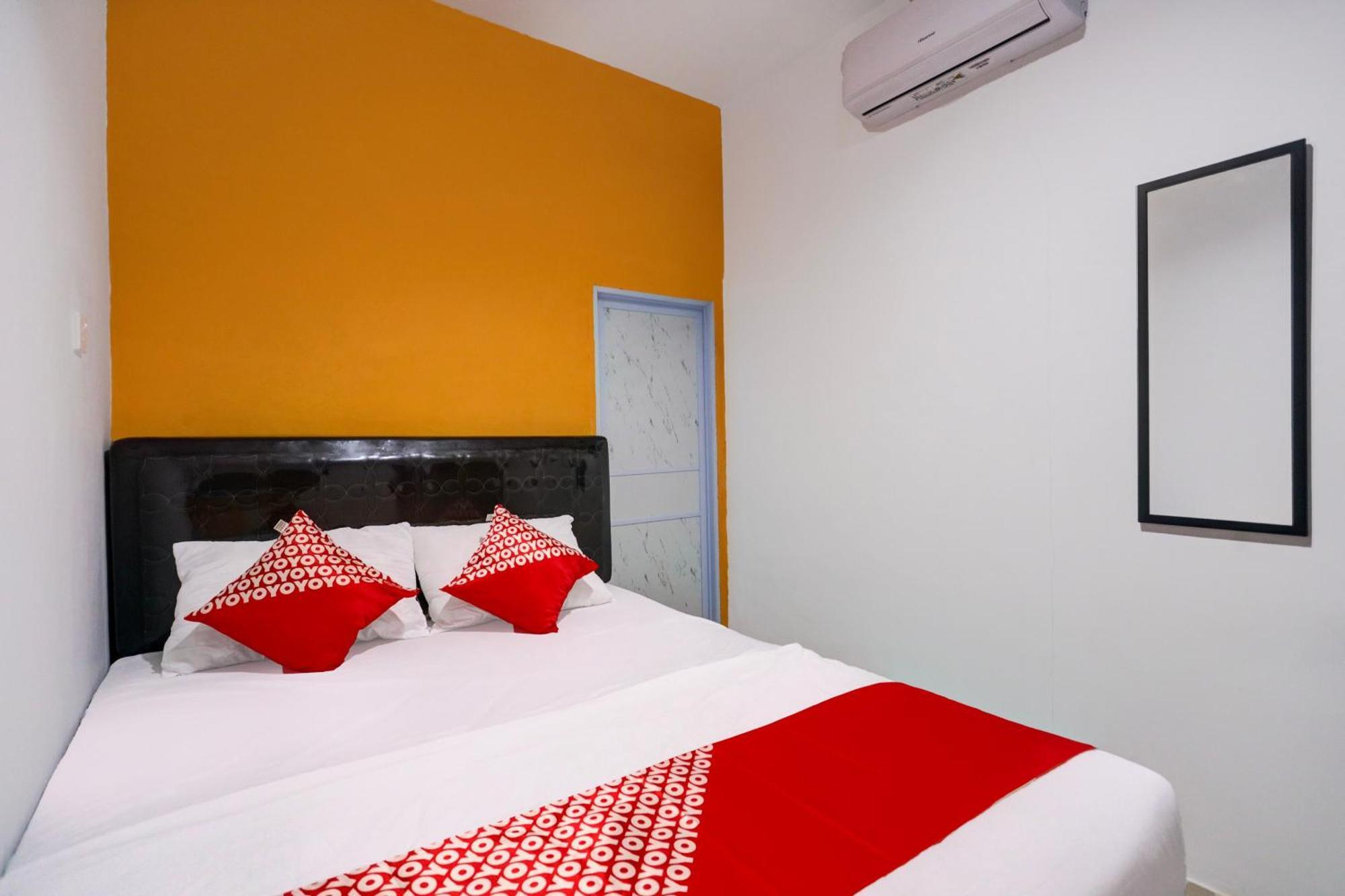 Super Oyo Capital O 93076 Batam Backpacker Guesthouse 2 Pembunuh Kültér fotó