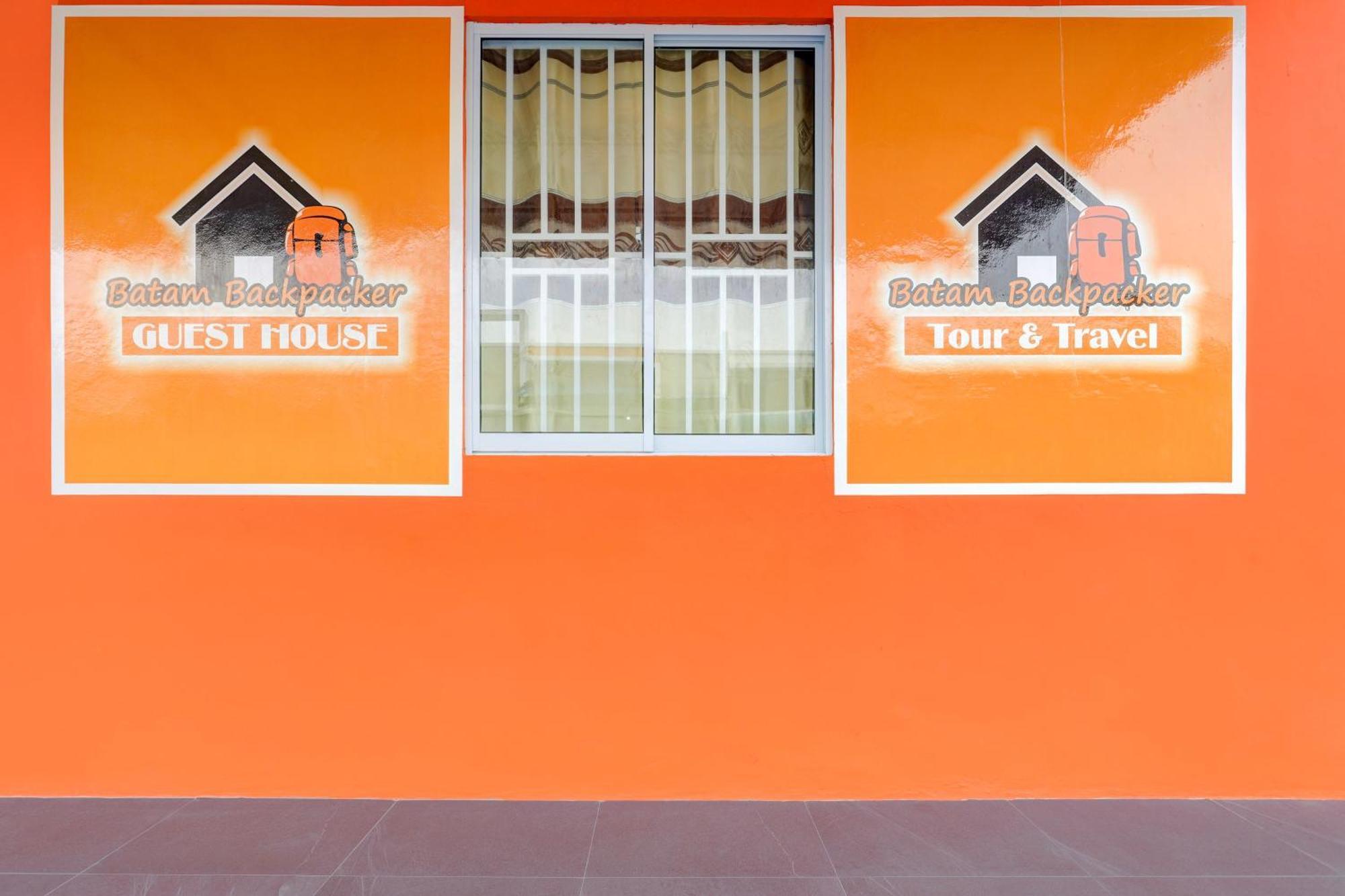 Super Oyo Capital O 93076 Batam Backpacker Guesthouse 2 Pembunuh Kültér fotó
