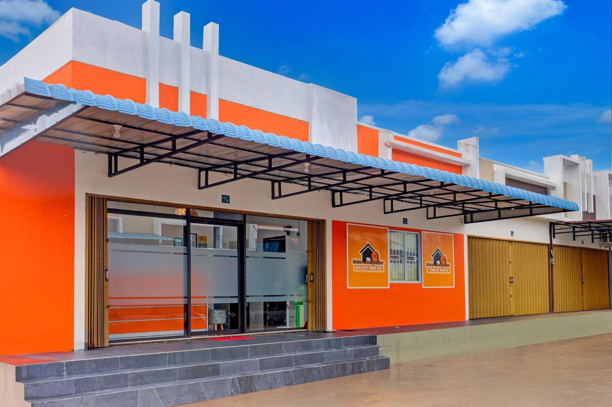 Super Oyo Capital O 93076 Batam Backpacker Guesthouse 2 Pembunuh Kültér fotó