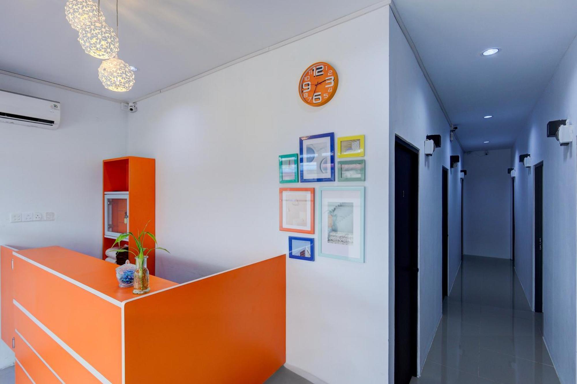Super Oyo Capital O 93076 Batam Backpacker Guesthouse 2 Pembunuh Kültér fotó