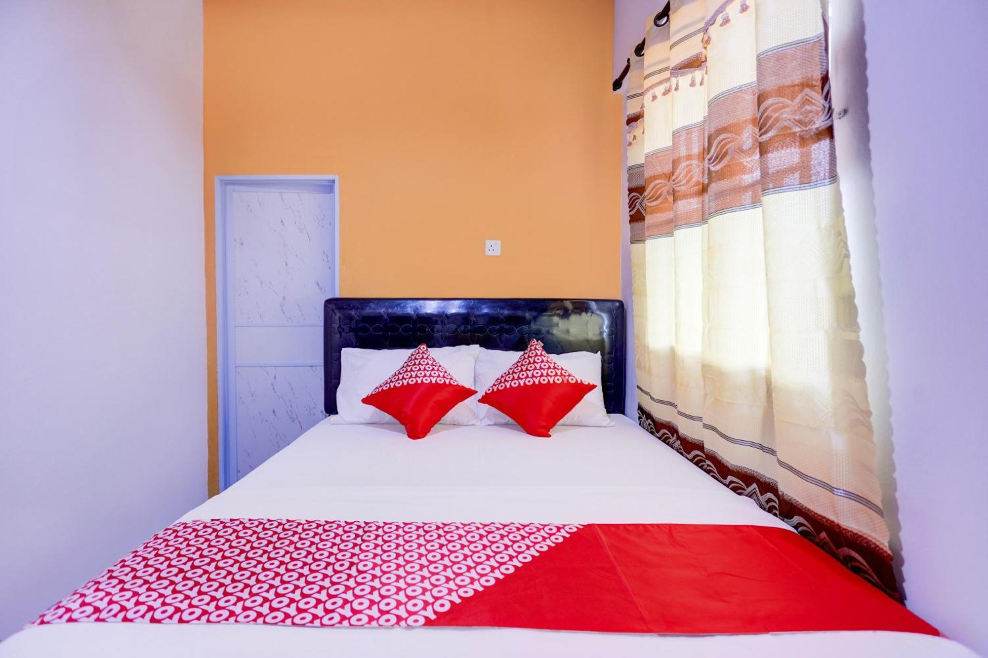 Super Oyo Capital O 93076 Batam Backpacker Guesthouse 2 Pembunuh Kültér fotó