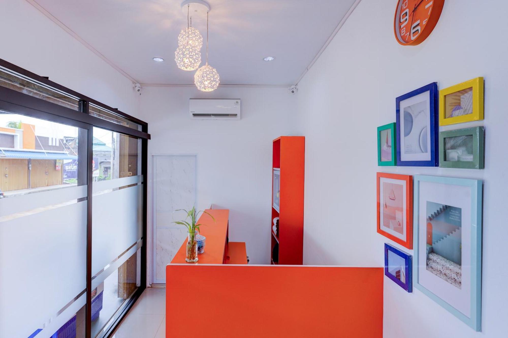 Super Oyo Capital O 93076 Batam Backpacker Guesthouse 2 Pembunuh Kültér fotó